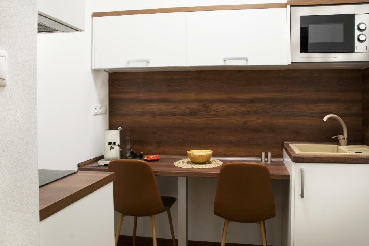 Villa Centrum Apartmany S Ranajkami A Saunou Martin Bagian luar foto